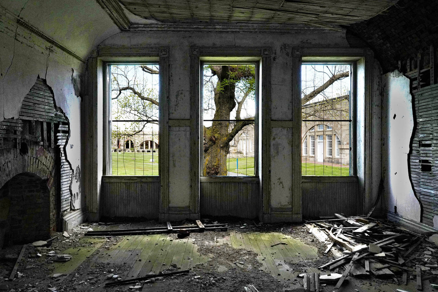 Joni Lohr, Fort Adams